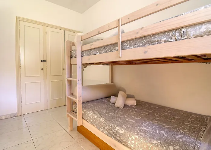 Hauzify I Orquidies Daire