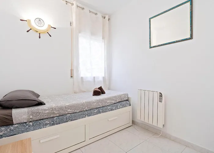 Hauzify I Orquidies Apartment